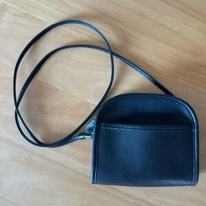 Vintage 80’s Abbie coach crossbody bag